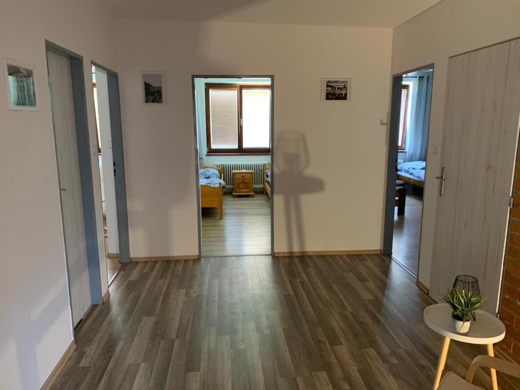 Ubytovani U Koupaliste Velké Meziříčí Bagian luar foto