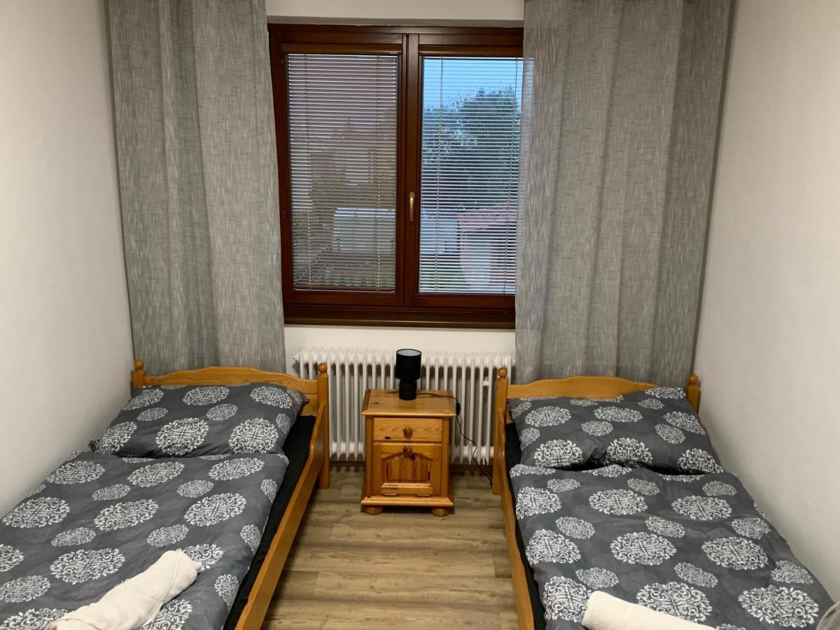 Ubytovani U Koupaliste Velké Meziříčí Bagian luar foto